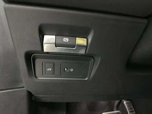Used 2023 Land Rover Range Rover Evoque R-Dynamic SE image 19