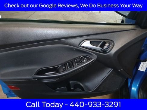Used 2017 Ford Focus SE FWD image 18