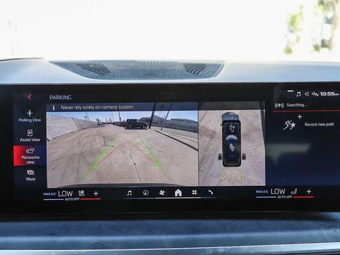 Used 2024 BMW X7 M60i AWD/4WD image 26