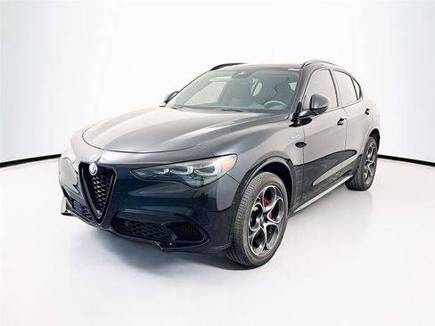 Used 2024 Alfa Romeo Stelvio Veloce image 1