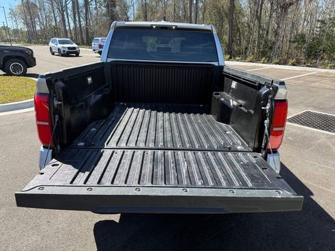 Used 2025 Toyota Tacoma TRD Off-Road image 10