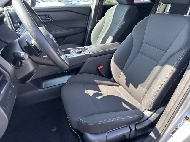 Used 2024 Nissan Rogue S AWD/4WD image 28