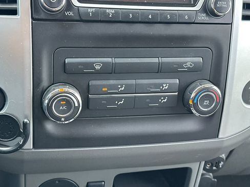 Used 2017 Nissan Frontier SV image 20