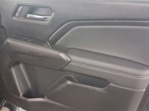 Used 2024 GMC Canyon Elevation w/ Convenience Package image 18