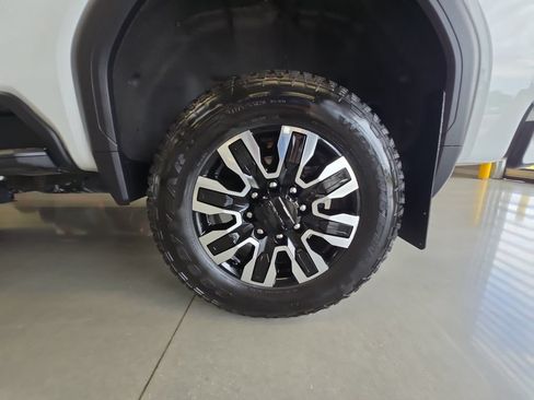 Certified 2026 GMC Sierra 3500 Denali Ultimate AWD/4WD image 26