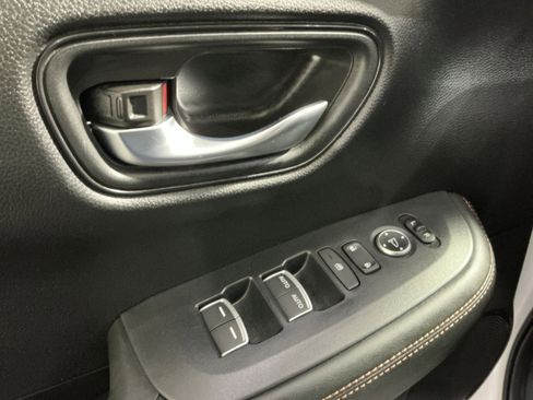 Used 2024 Honda HR-V Sport image 23