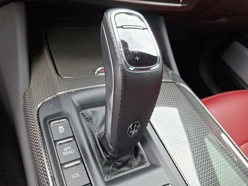 Used 2022 Maserati Levante Modena S image 15
