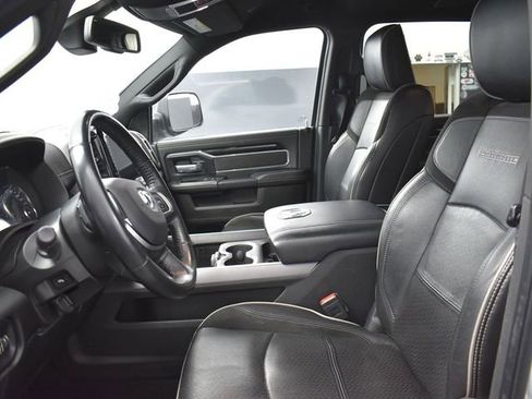 Used 2022 RAM 2500 Laramie w/ Night Edition image 14