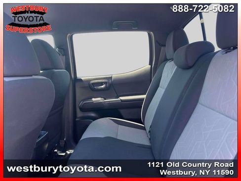 Used 2020 Toyota Tacoma TRD Sport w/ Technology Package AWD/4WD image 15