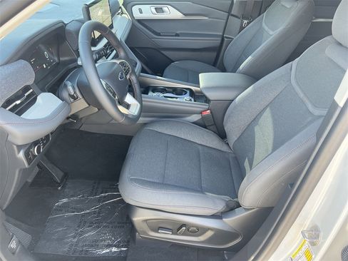 New 2026 Ford Explorer Active image 16