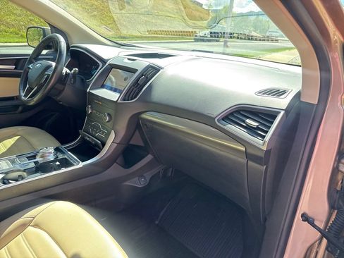 Certified 2020 Ford Edge SEL w/ Cold Weather Package AWD/4WD image 30