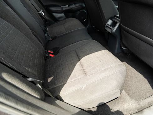 Used 2025 Honda HR-V LX image 16