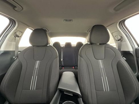 New 2025 Hyundai Elantra Blue image 10
