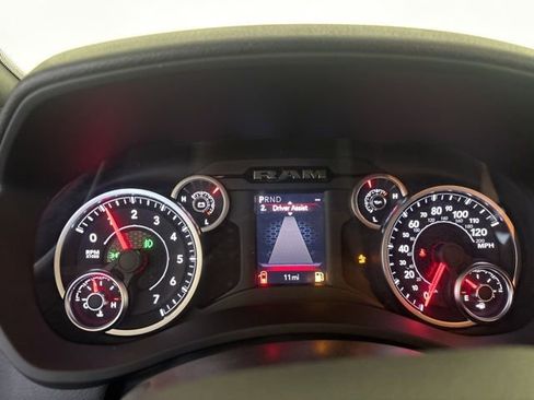 New 2026 RAM 2500 Tradesman AWD/4WD image 15