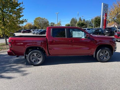 New 2025 Nissan Frontier SV image 4