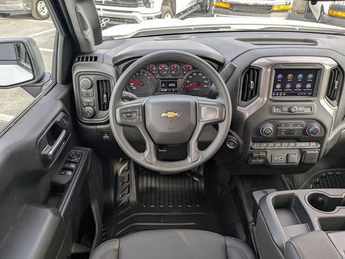 New 2026 Chevrolet Silverado 1500 W/T w/ WT Value Package image 17