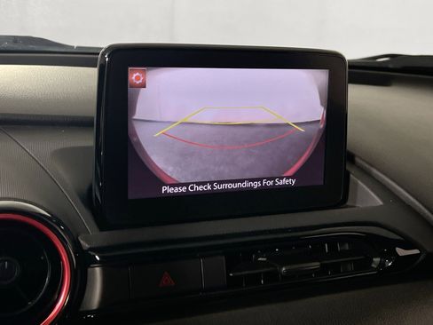 Used 2019 MAZDA MX-5 Miata Sport RWD image 14