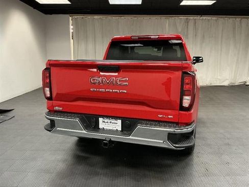 New 2026 GMC Sierra 1500 SLE AWD/4WD image 5