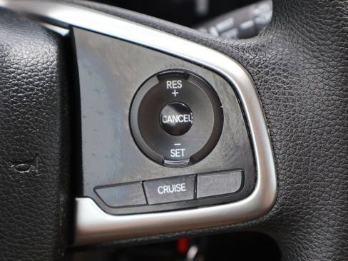 Used 2018 Honda CR-V LX image 6