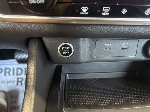 Used 2023 Nissan Rogue SV AWD/4WD image 23