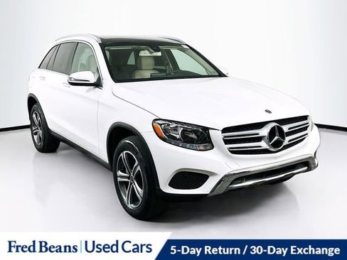 Used 2019 Mercedes-Benz GLC 300 4MATIC image 1