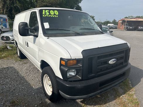 Used 2010 Ford E-150 and Econoline 150 RWD image 11