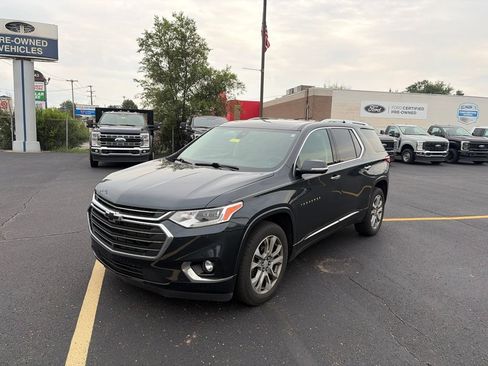 Used 2020 Chevrolet Traverse Premier w/ LPO, Floor Liner Package AWD/4WD image 1