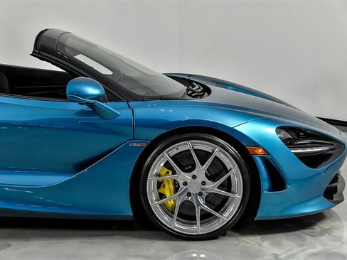 Used 2020 McLaren 720S Spider RWD image 14