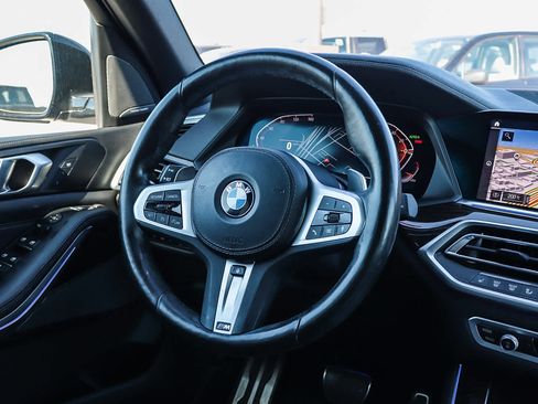 Used 2023 BMW X5 xDrive40i w/ M Sport Package image 21