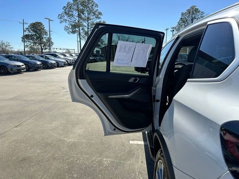 Used 2025 BMW X5 sDrive40i image 24