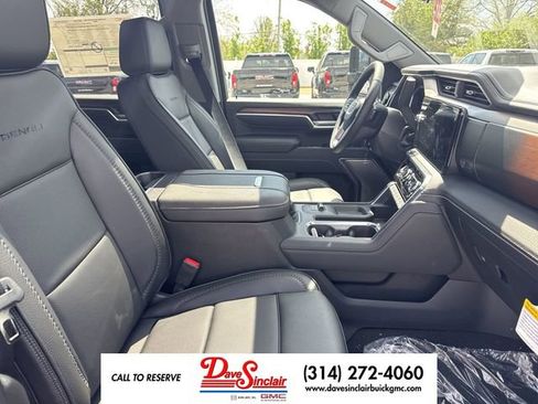 New 2026 GMC Sierra 3500 Denali w/ Denali Reserve Package AWD/4WD image 25