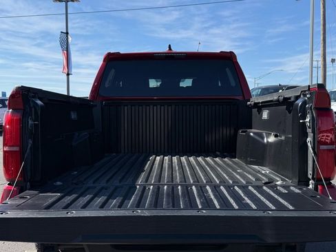 Used 2024 Toyota Tacoma TRD Off-Road image 7