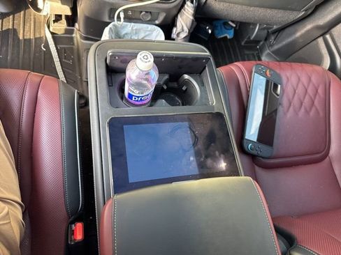 Used 2025 INFINITI QX80 Autograph image 26