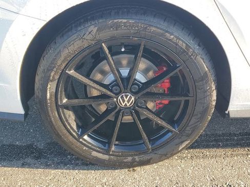 New 2026 Volkswagen Jetta GLI Autobahn FWD image 5