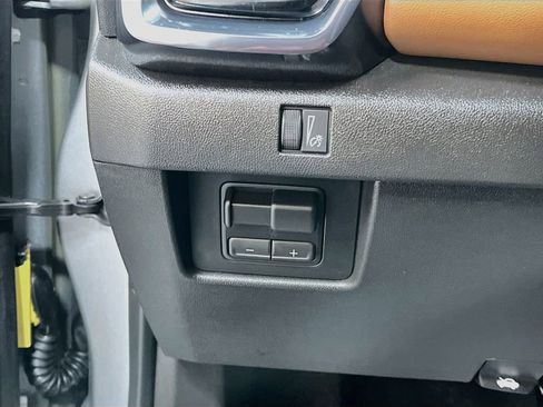 Used 2026 GMC Canyon AT4 w/ Technology Plus Package AWD/4WD image 10