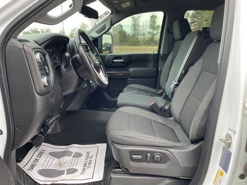 Used 2022 GMC Sierra 2500 SLE w/ SLE Convenience Package image 12