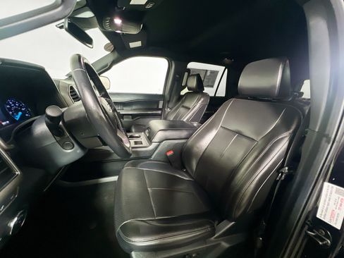 Used 2021 Ford Expedition XLT RWD image 14