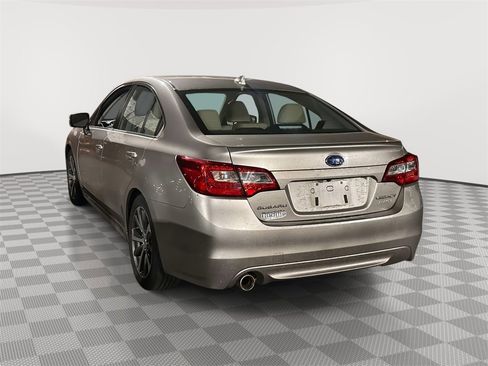 Used 2016 Subaru Legacy 2.5i Limited image 4