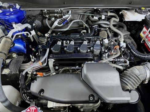 Used 2024 Honda CR-V LX image 30