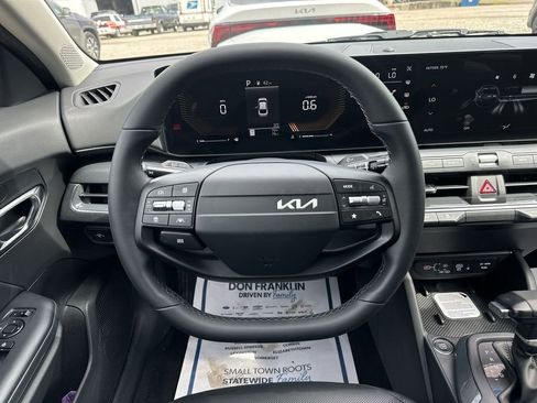 New 2026 Kia K4 EX image 14