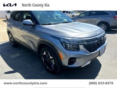 Certified 2025 Kia Seltos EX