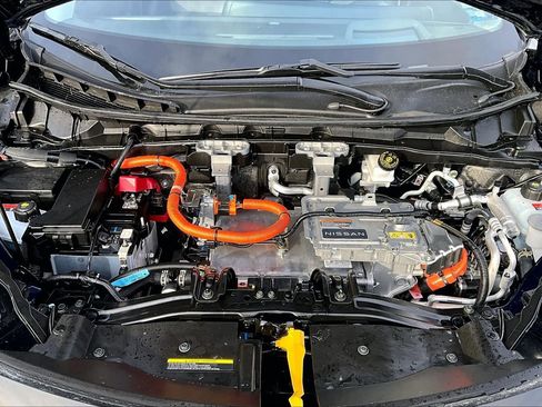 Used 2024 Nissan Ariya FWD image 29