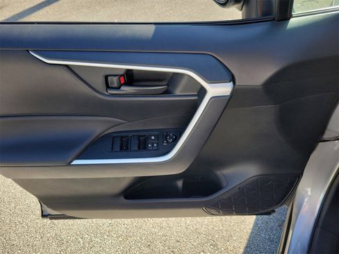 Used 2025 Toyota RAV4 LE image 13