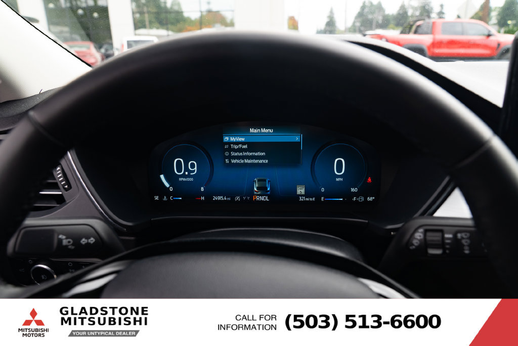 Used 2025 Ford Escape Platinum AWD/4WD image 13