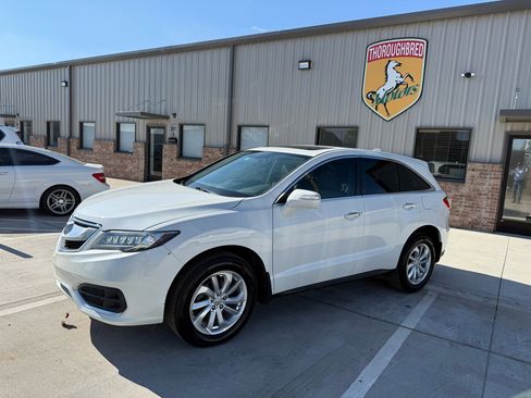 Used 2017 Acura RDX FWD image 16