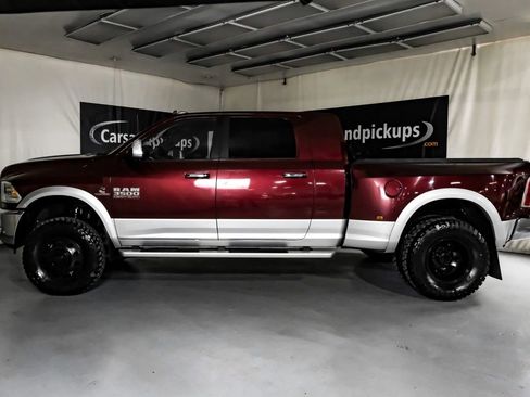 Used 2018 RAM 3500 Laramie image 12