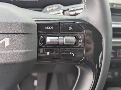 New 2026 Kia Sorento EX FWD image 32
