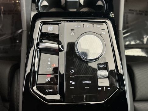 Used 2025 BMW 530i image 13