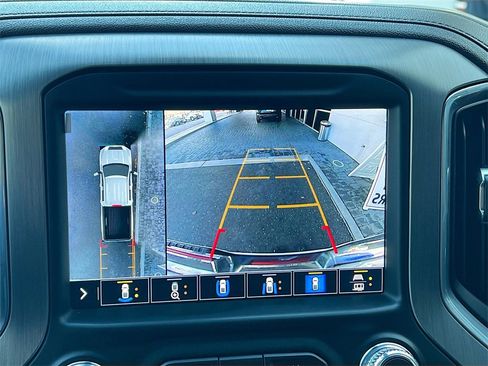 Used 2021 GMC Sierra 2500 Denali w/ Denali Ultimate Package image 14