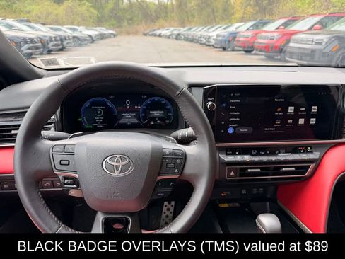Used 2025 Toyota Camry XSE AWD/4WD image 11